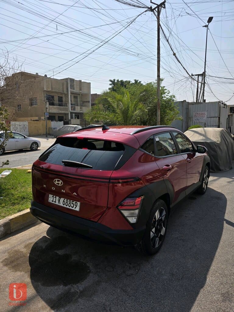 Hyundai Kona 2.0 I4 FWD 3