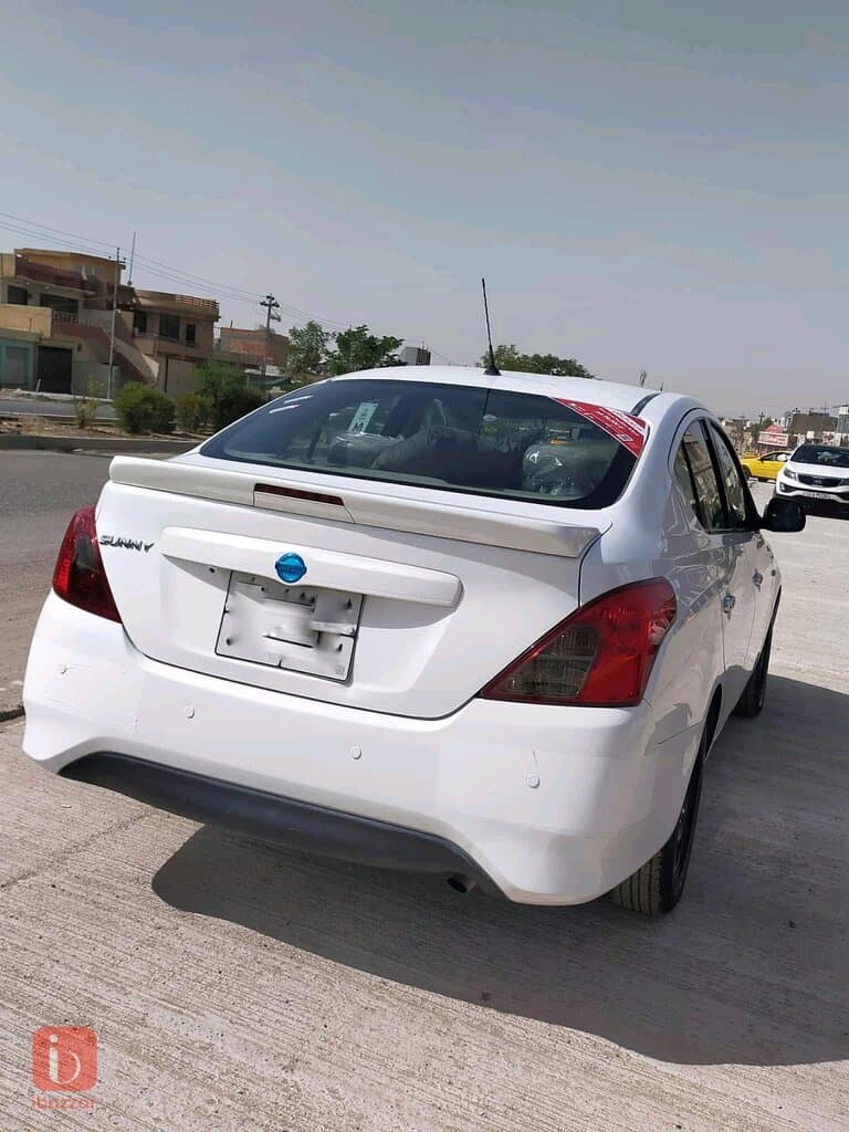Nissan Sunny S 3