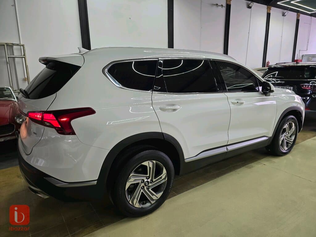 Hyundai Santa Fe 4