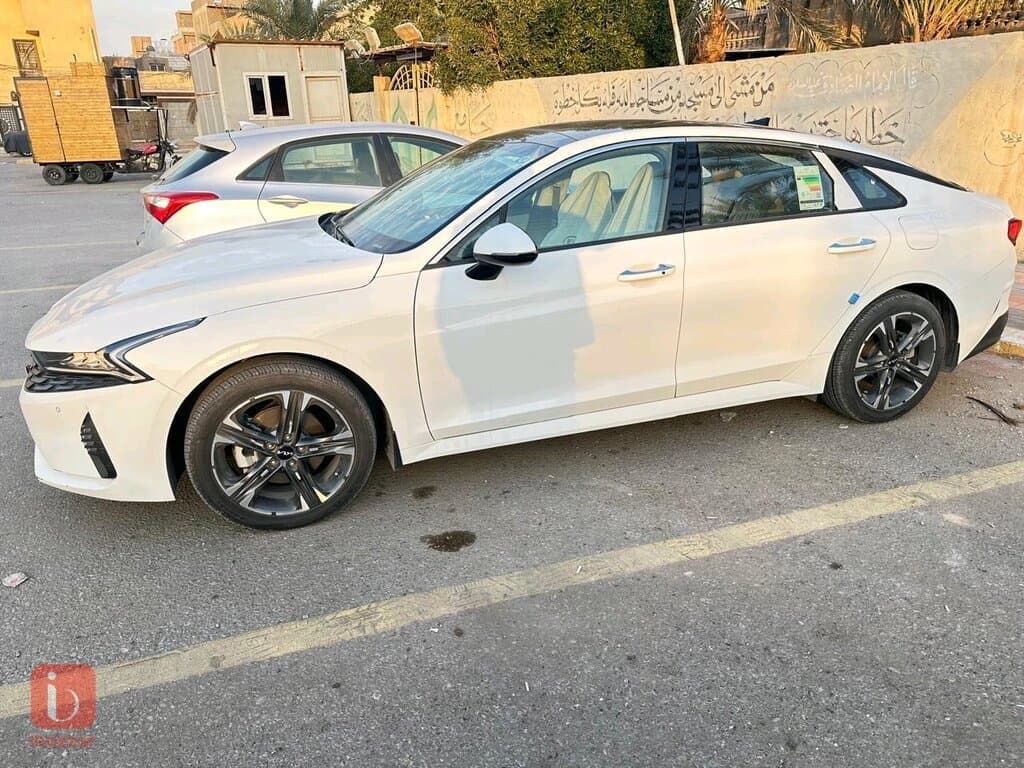 KIA K5 4