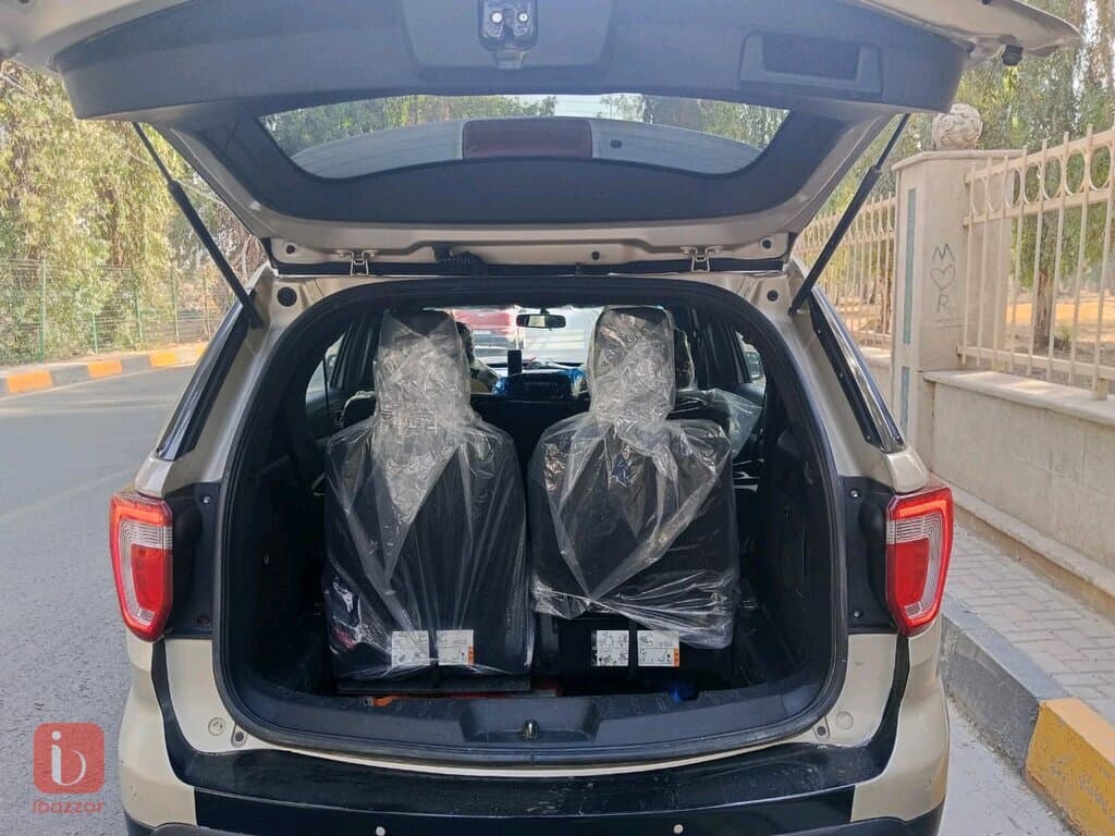 Ford Explorer XLT 12