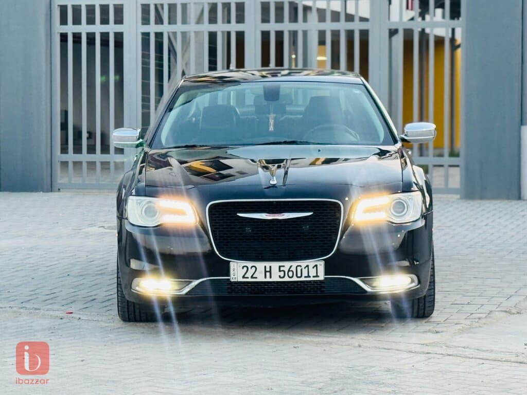 Chrysler 300 S 5