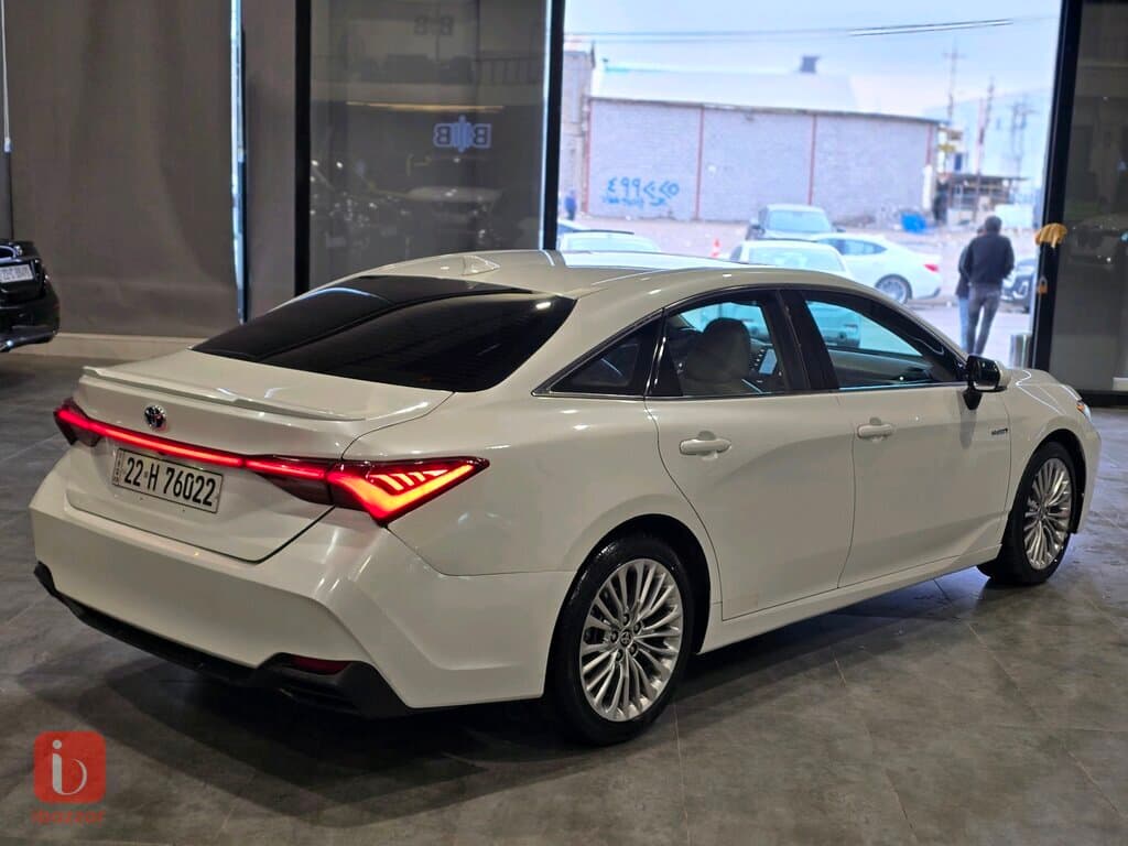 Toyota Avalon 5