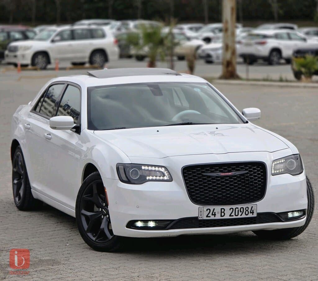 Chrysler 300 S