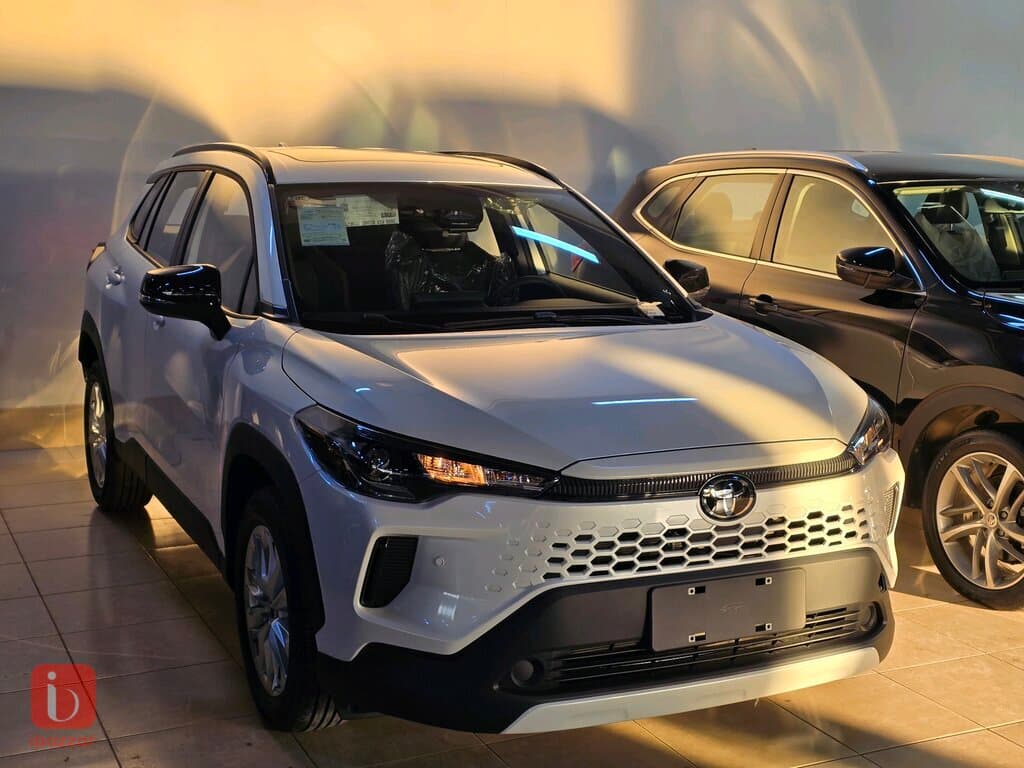 Toyota Corolla Cross 1