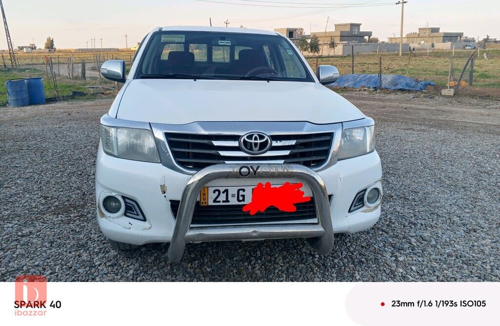 Toyota Hilux GR Sport 1