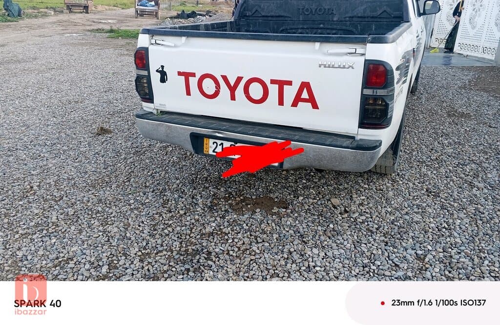 Toyota Hilux GR Sport 4