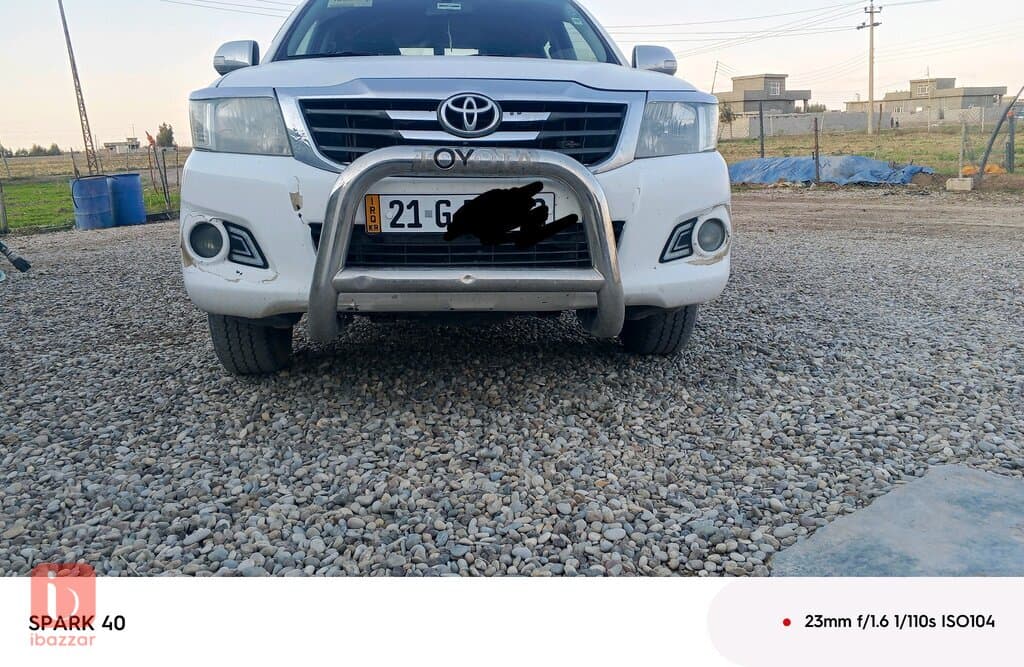 Toyota Hilux GR Sport 5