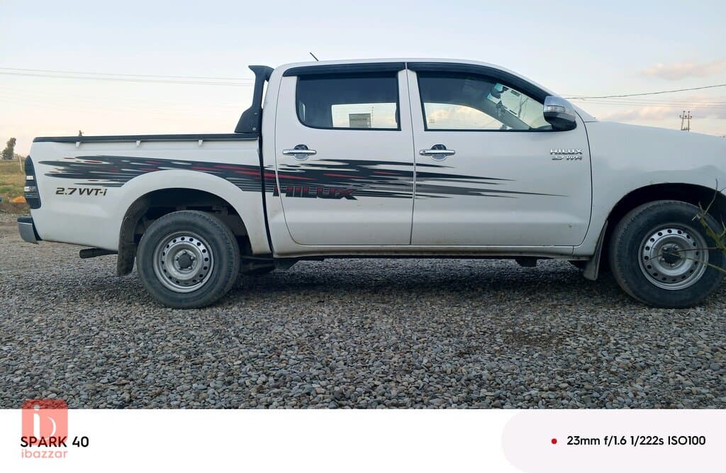 Toyota Hilux GR Sport 8