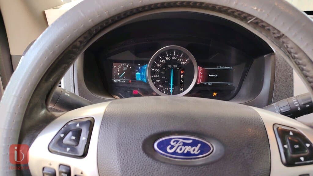 Ford Explorer XLT 3