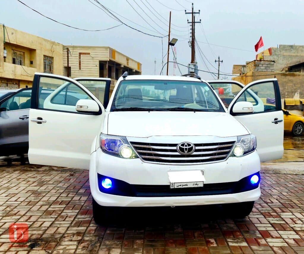Toyota Fortuner GXR 1