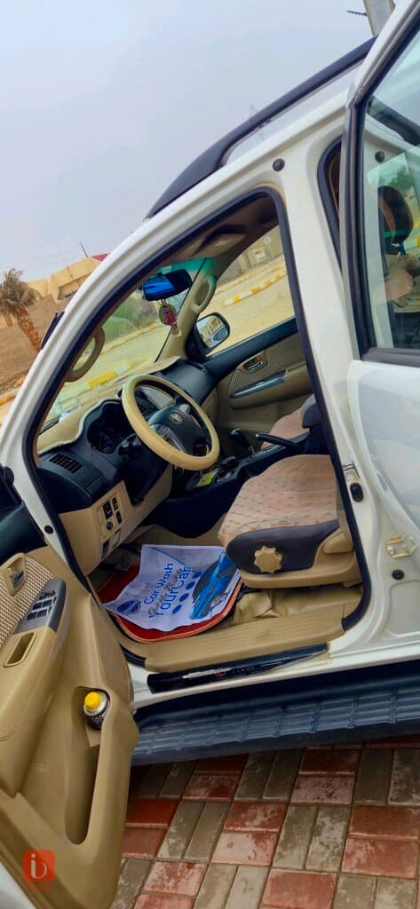 Toyota Fortuner GXR 4