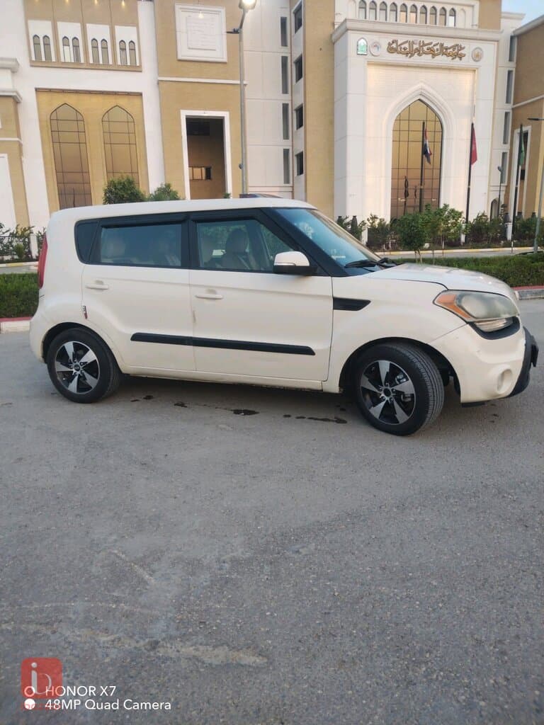 KIA Soul EX 3