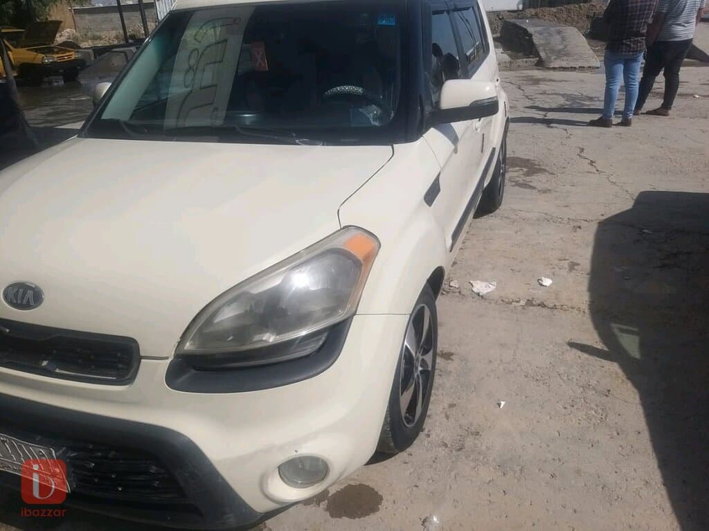 KIA Soul EX 7