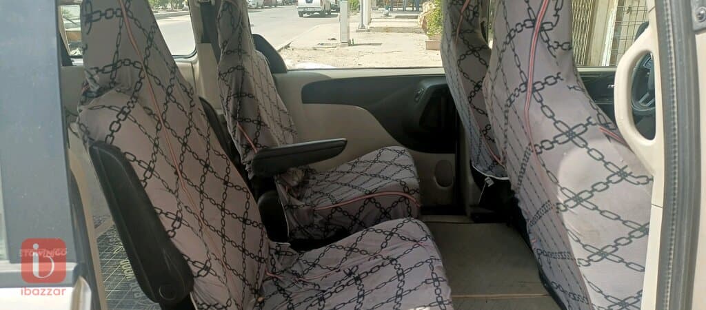 Dodge Caravan SE — photo 8
