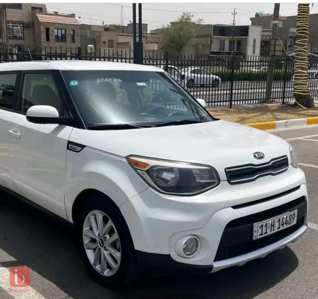 KIA Soul EX 2.0 6