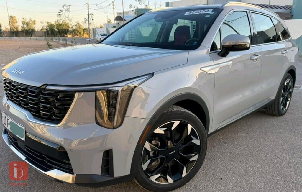 KIA Sorento EX 3