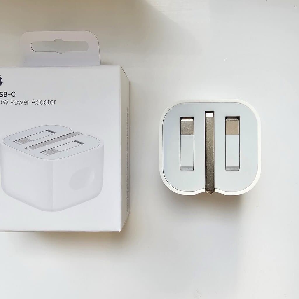 40W Dynamic Power Adapter with 60W Max 3
