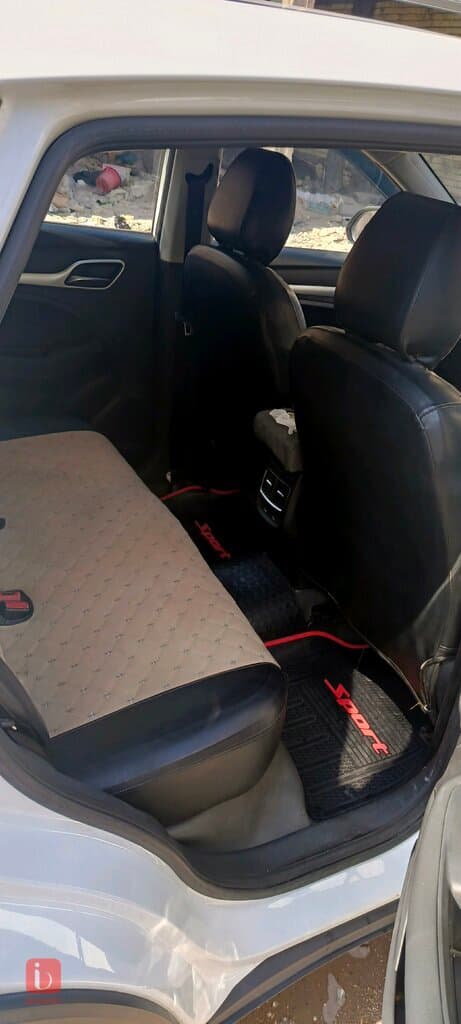 MG ZS 4