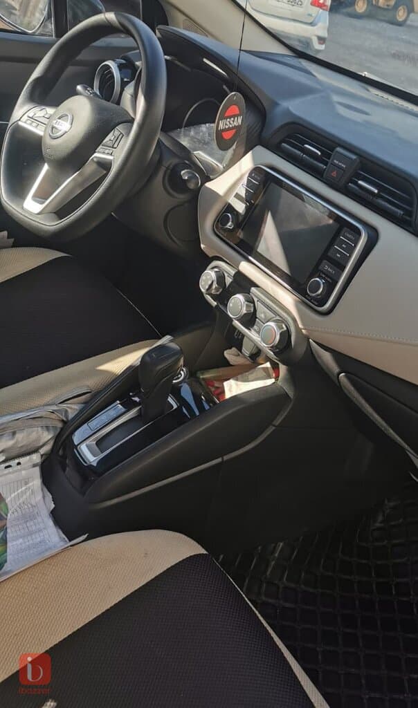 Nissan Versa 4