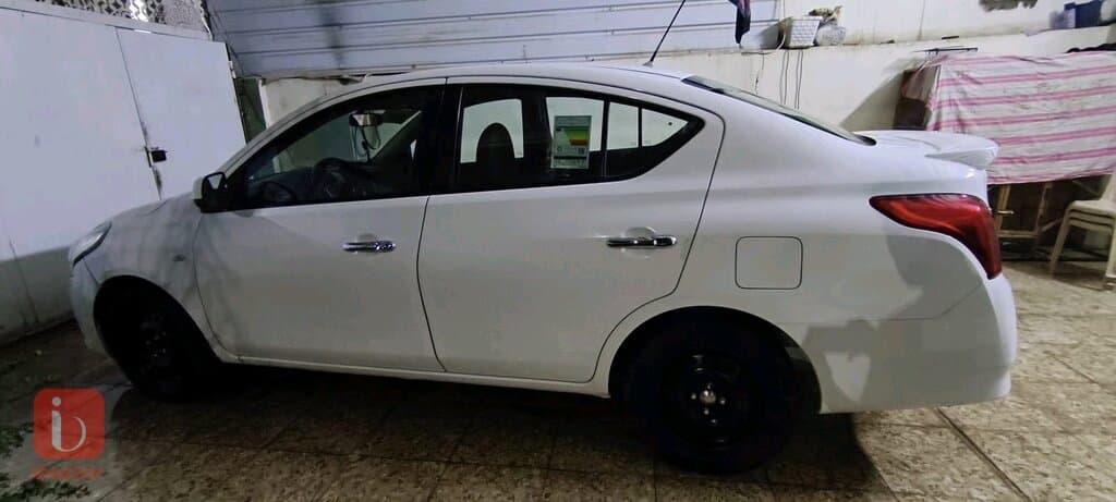 Nissan Sunny 10
