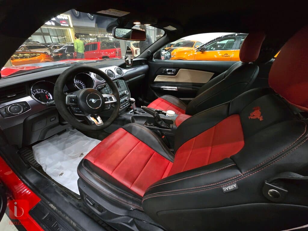 Ford Mustang 7