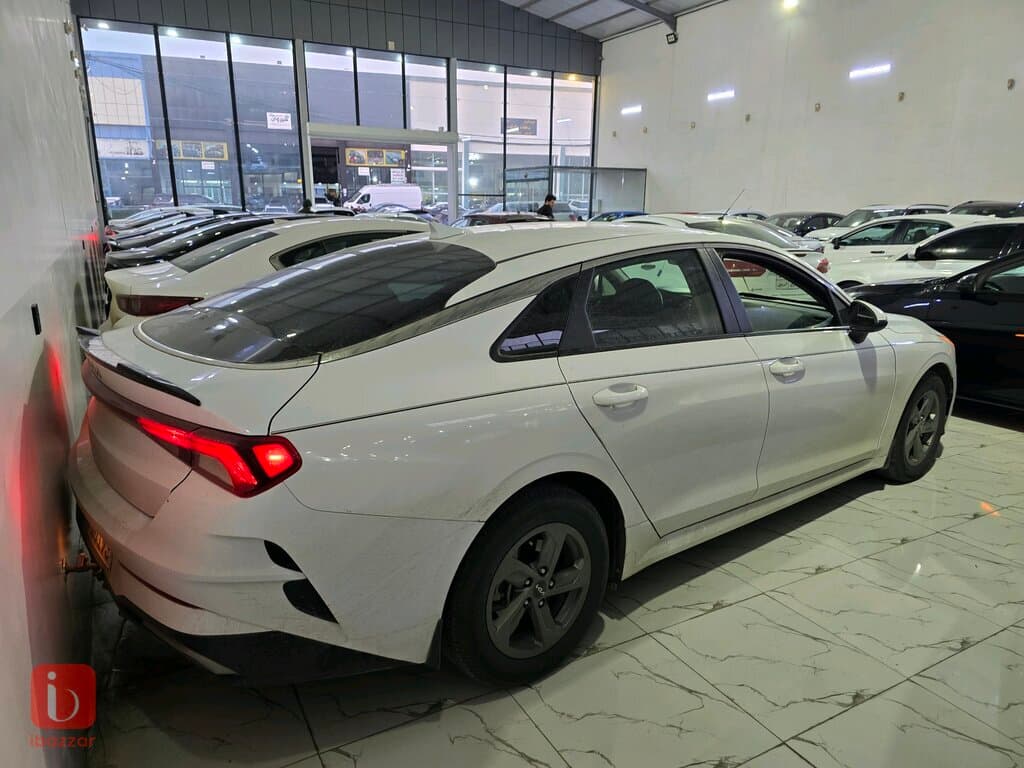 KIA K5 3