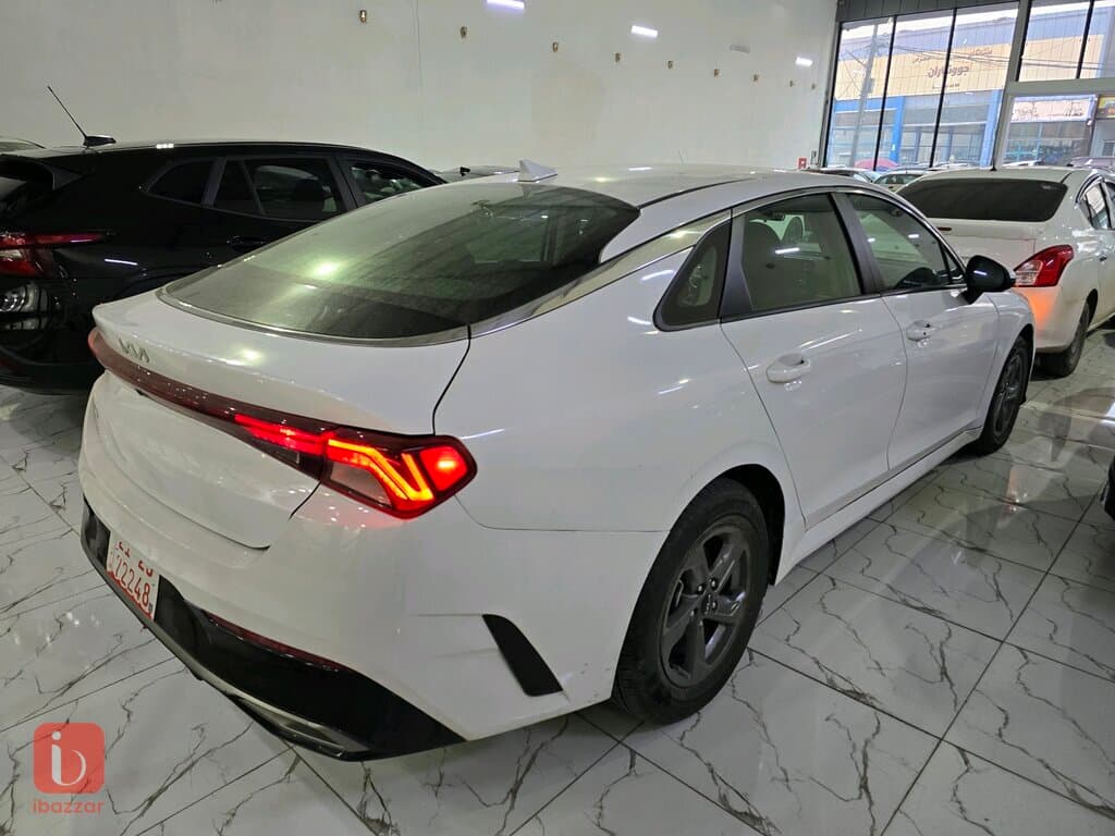 KIA K5 3