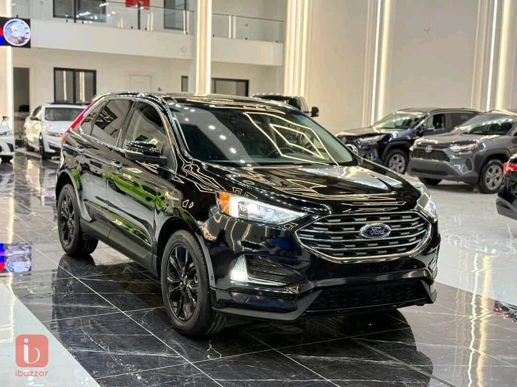 Ford Edge Titanium 1