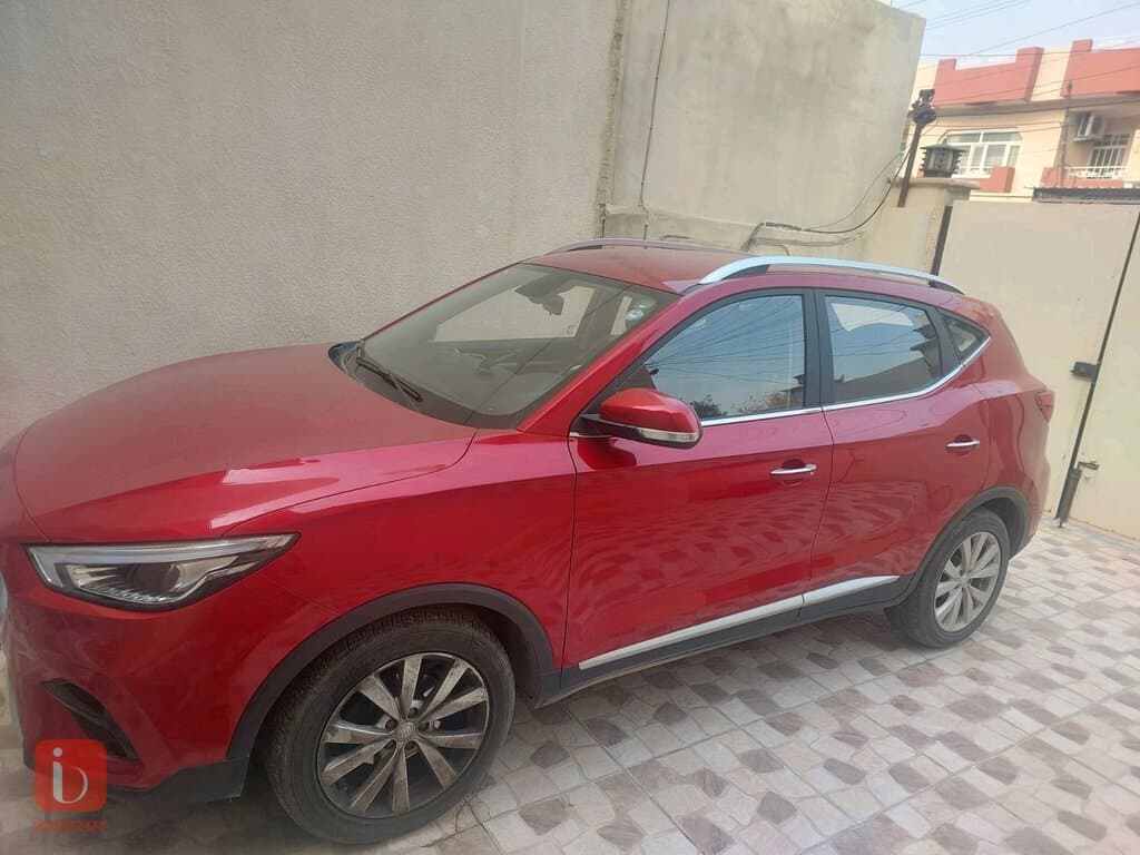 MG ZS 4