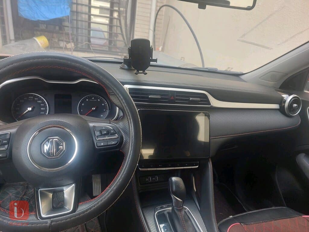 MG ZS 6