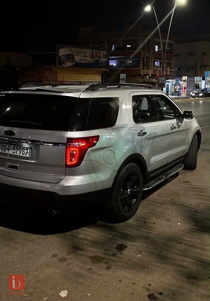 Ford Explorer Limited 2