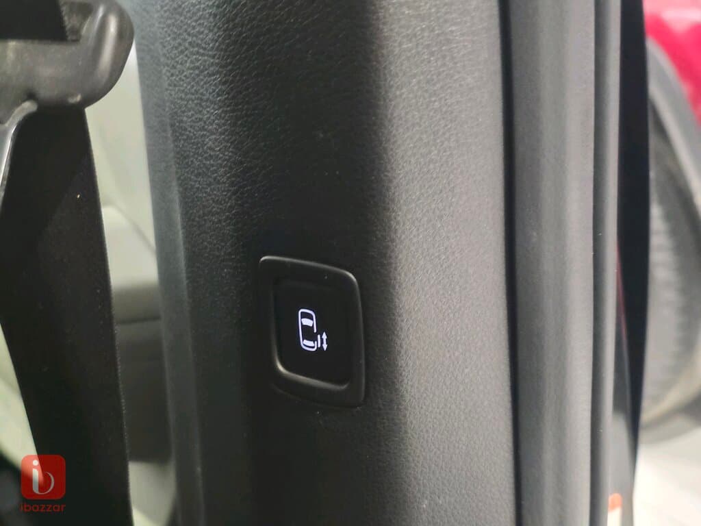 KIA Carnival 9