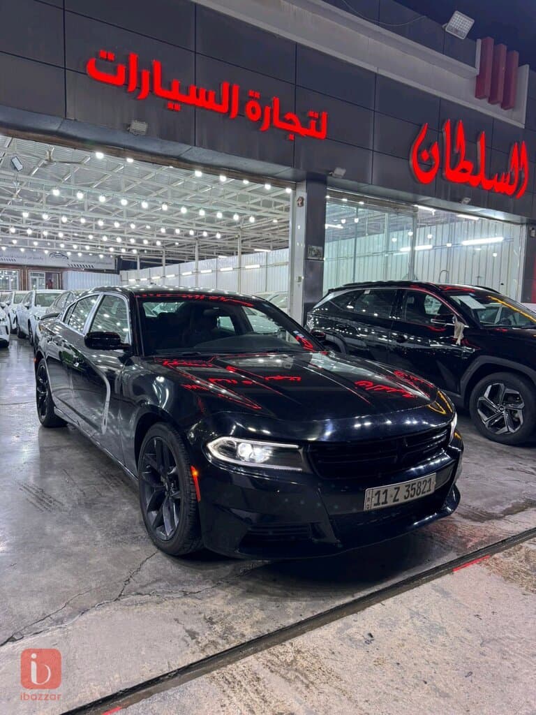 Dodge Charger SXT 4