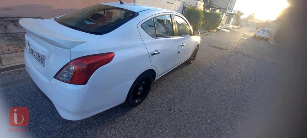 Nissan Sunny SL 3