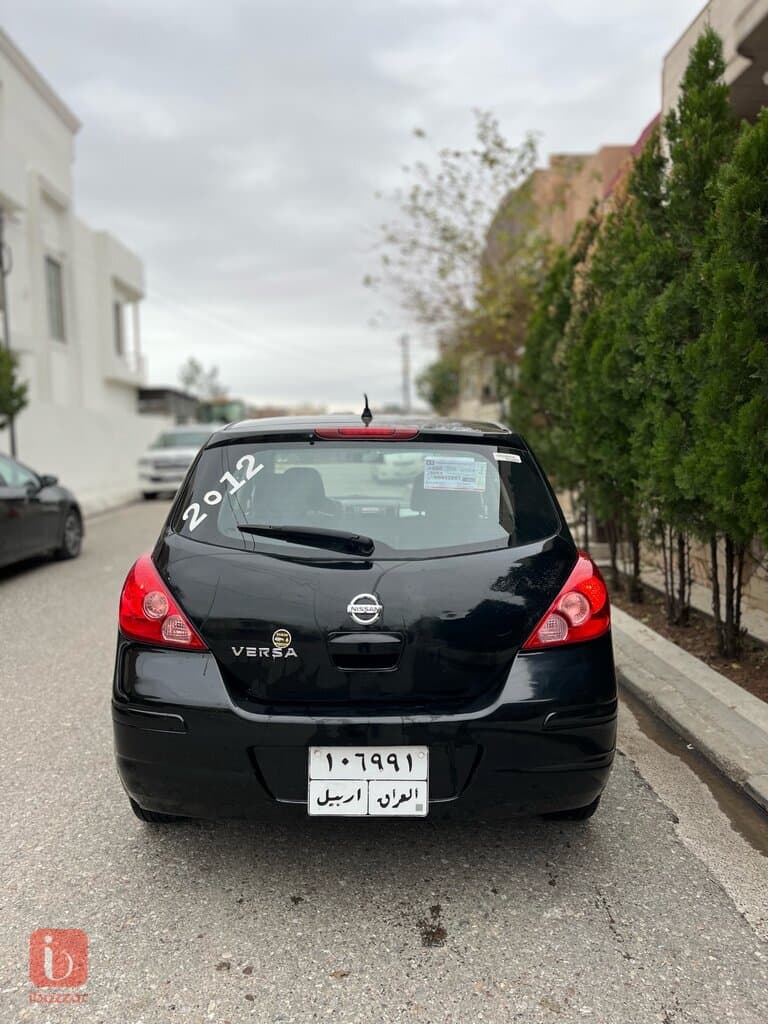Nissan Versa 4