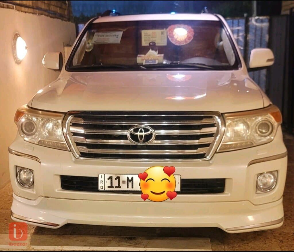 Toyota Land Cruiser GXR 3