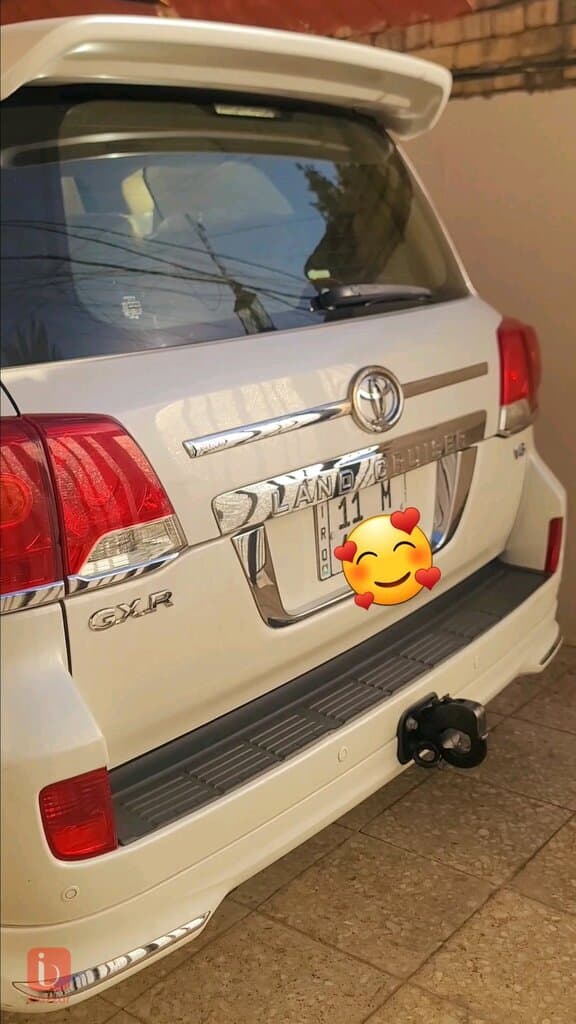 Toyota Land Cruiser GXR 7