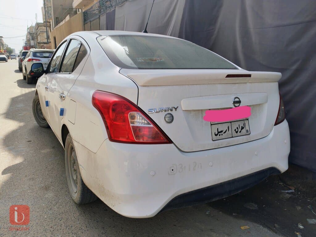 Nissan Sunny SE 4
