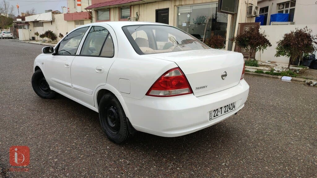 Nissan Sunny S 3