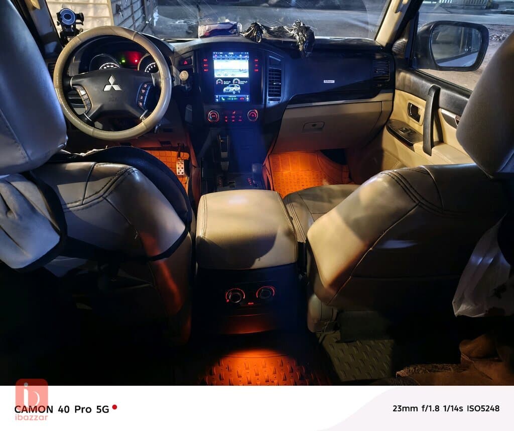 Mitsubishi Pajero GLS 2
