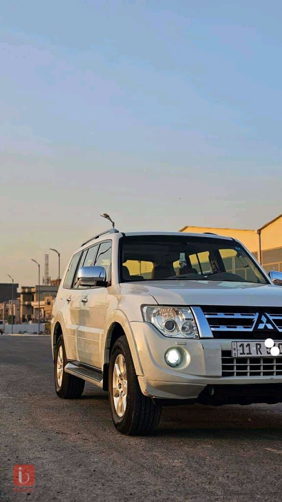 Mitsubishi Pajero GLS 7