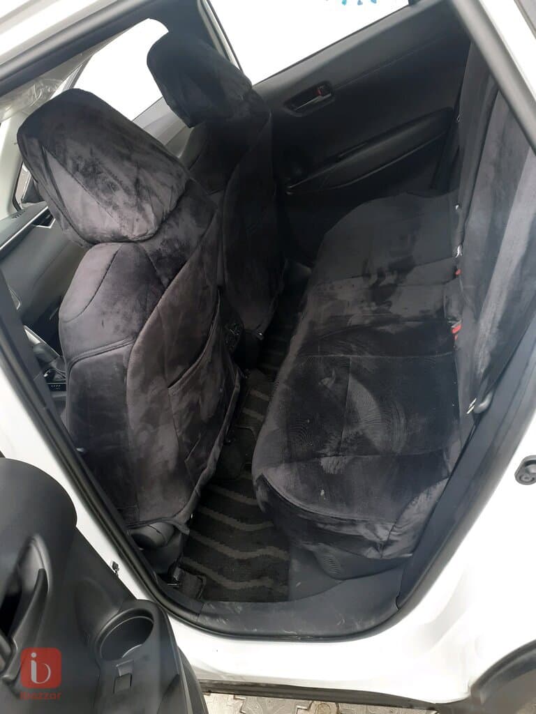 Toyota Corolla Cross 6