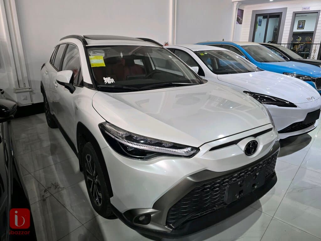 Toyota Corolla Cross 1