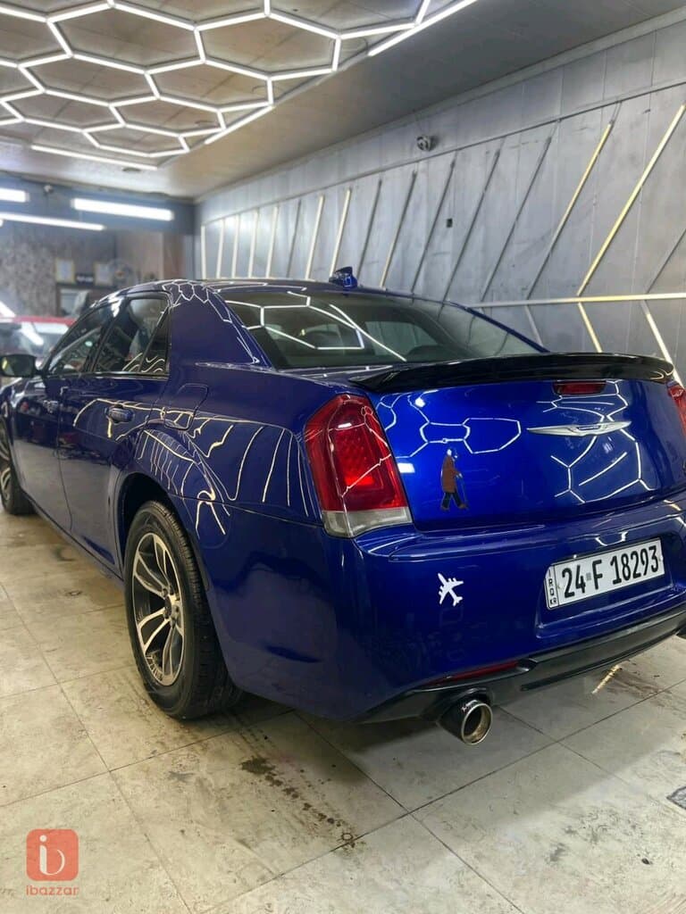 Chrysler 300 4