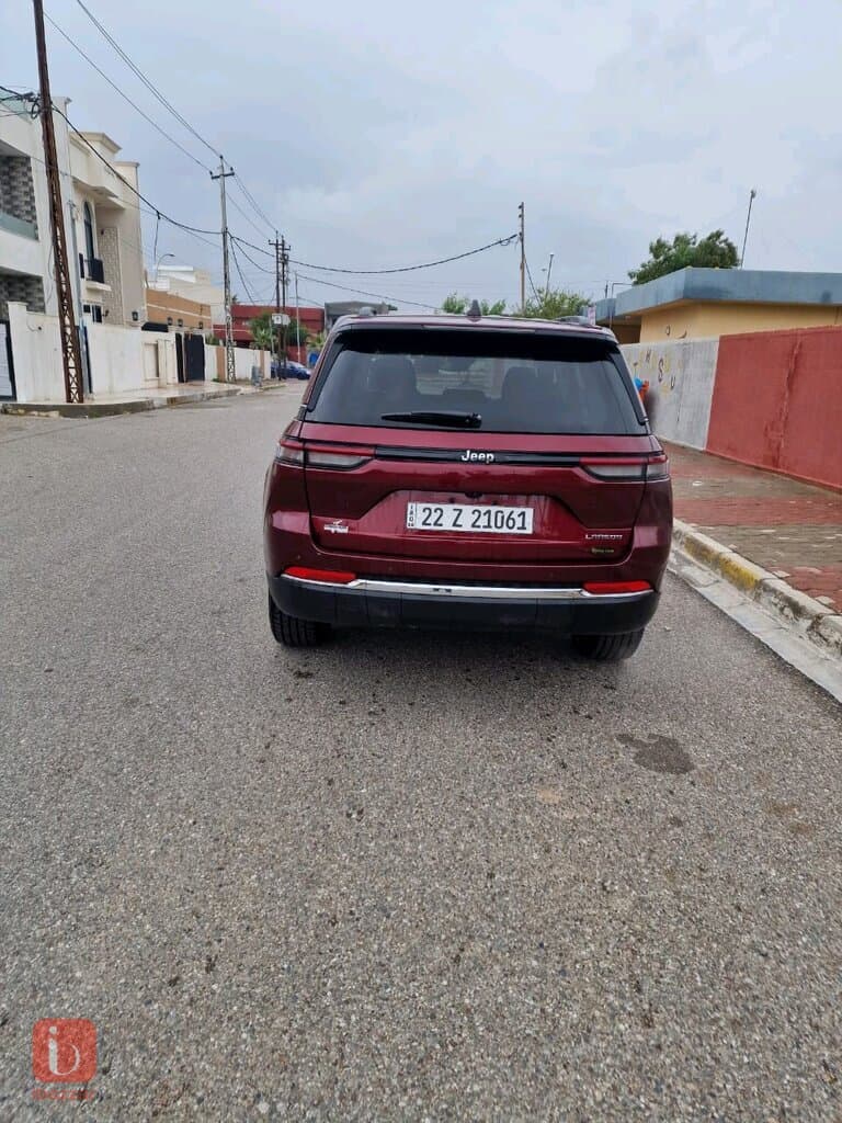 Jeep Grand Cherokee Laredo — photo 4