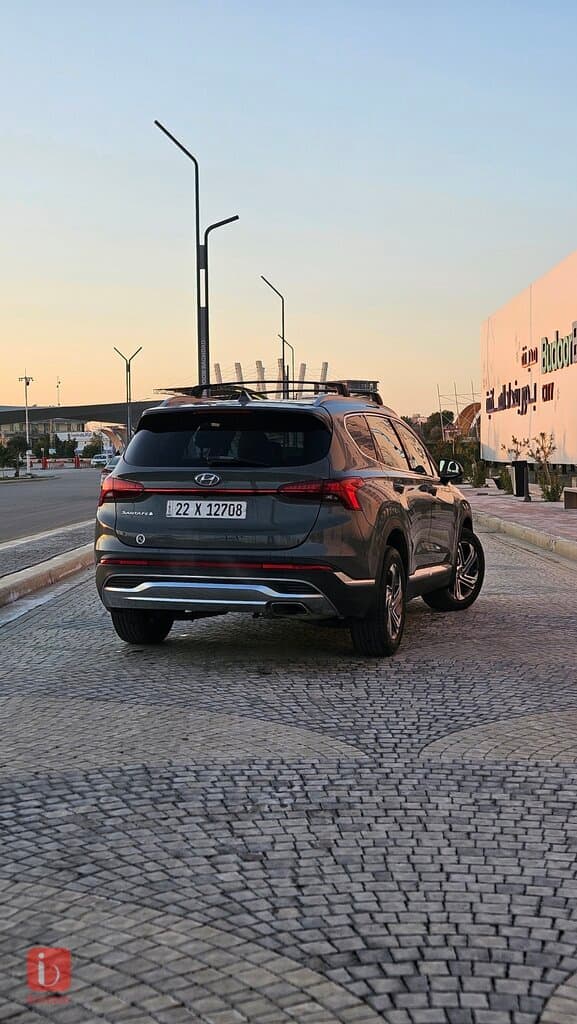 Hyundai Santa Fe 5