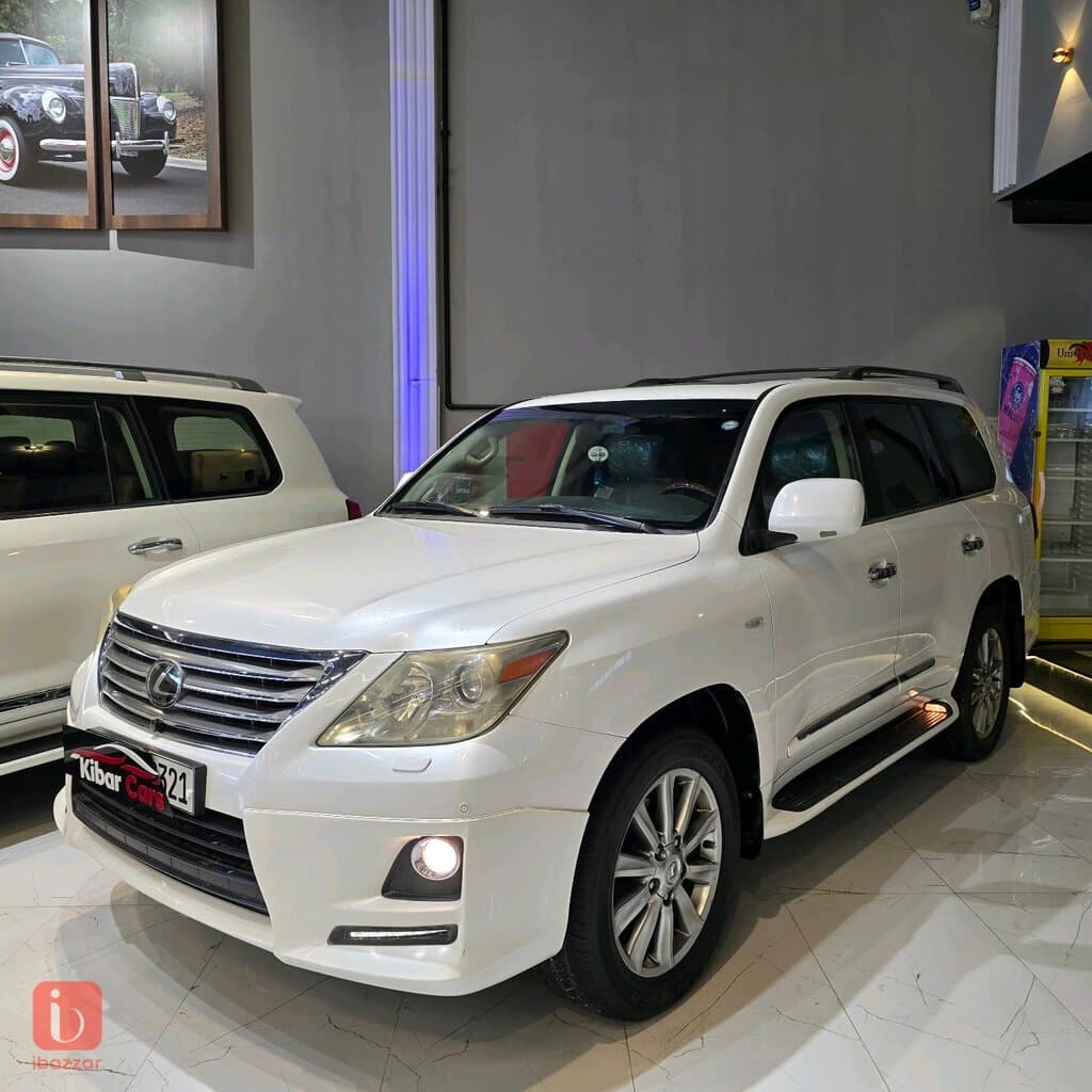 Lexus LX570