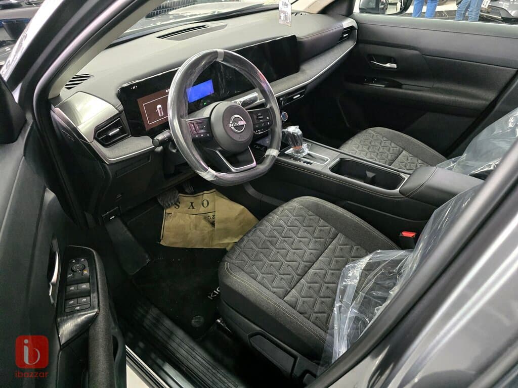 Nissan Kicks 10