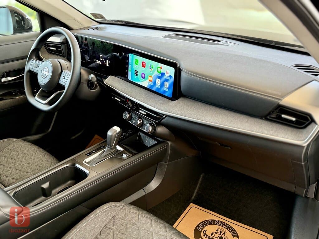 Nissan Kicks SV 12